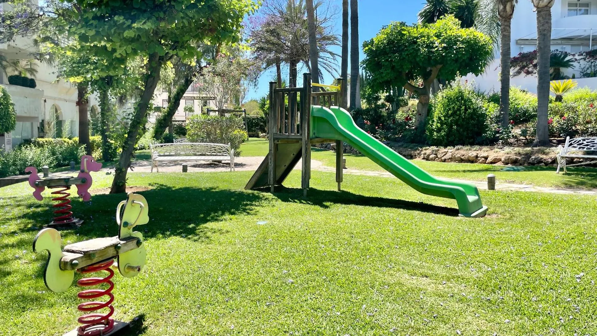 Marbella Real Golden Mile -Eaw Homes location